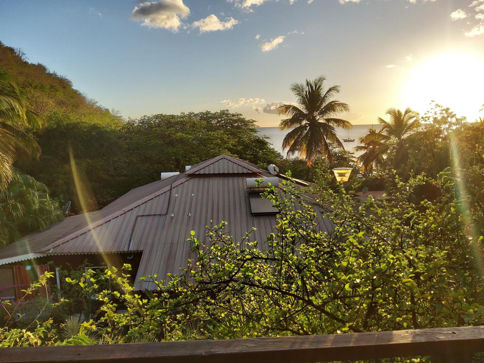 Les Gites Du Domaine De Petite-Anse Bouillante Habitación foto